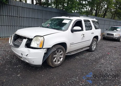 2010 GMC Yukon Denali z USA, uszkodzony, nr VIN 1GKUKEEF5AR158955